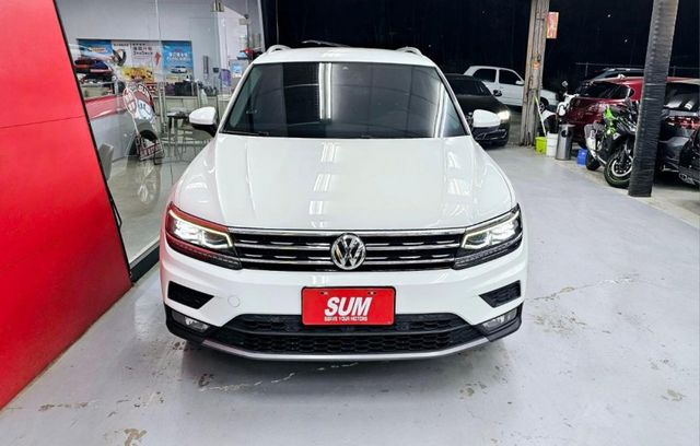 2019 VW TIGUAN 330 TSI IKEY 摸門 ACC AEB 電尾門 後座出風口 360環景 倒車影像  第2張相片