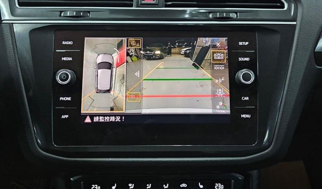 2019 VW TIGUAN 330 TSI IKEY 摸門 ACC AEB 電尾門 後座出風口 360環景 倒車影像  第17張相片