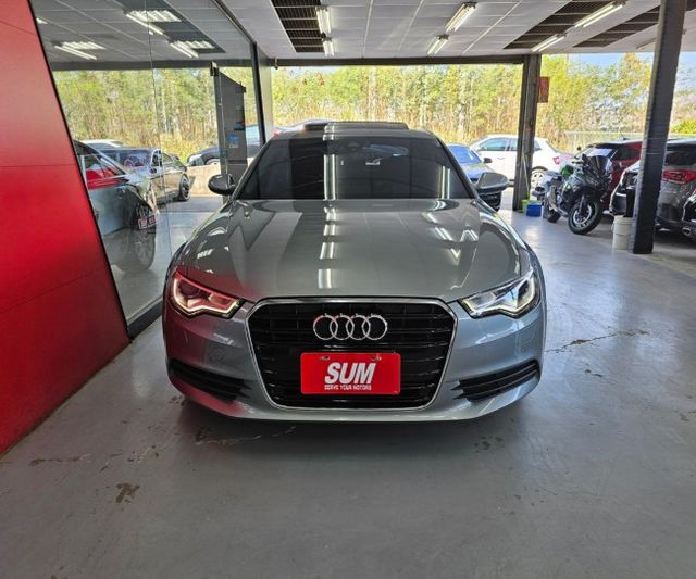 2011 AUDI A6 IKEY 摸門 盲點 電折 天窗 後座出風口 倒車影像  第3張相片