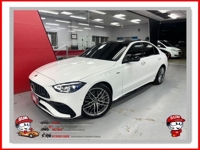 2023 BENZ C43 日規滿配  僅跑1.7萬 選配全景 多光束頭燈 冷熱通風椅 紅黑內裝 抬顯  第1張相片