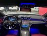2023 BENZ C43 日規滿配  僅跑1.7萬 選配全景 多光束頭燈 冷熱通風椅 紅黑內裝 抬顯  第6張縮圖