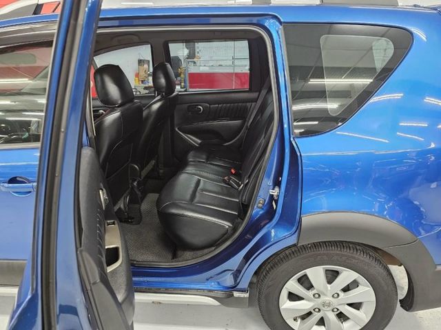 2016 NISSAN LIVINA 頂級 IKEY 摸門 恆溫 電折 安卓機 導航 倒車影像 小車大空間省油省稅金  第7張相片