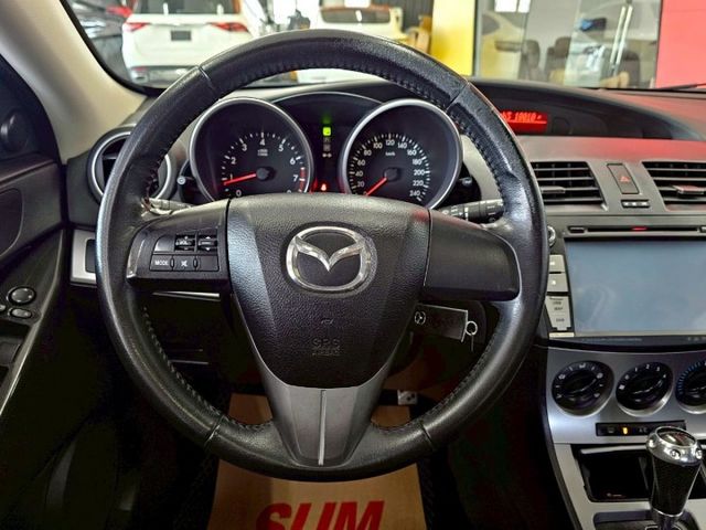 2012 MAZDA3 1.6僅跑14萬 螢幕 導航 行車紀錄器 天窗 方向盤控制  第11張相片