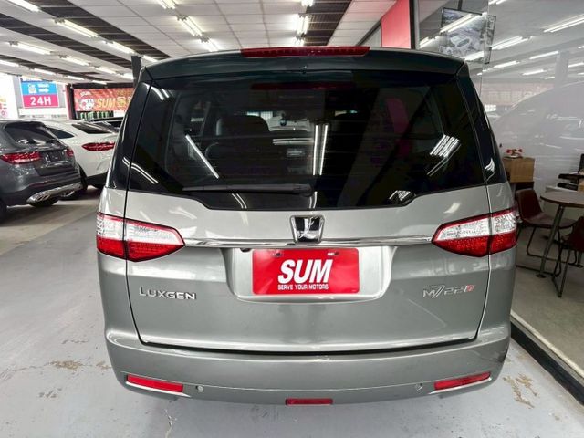 2013 LUXGEN MPV 僅跑6萬 全網最低里程 IKEY 360 雙邊電動門 JBL 天窗 電動座椅  第4張相片