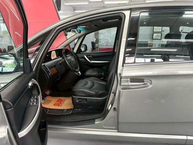 2013 LUXGEN MPV 僅跑6萬 全網最低里程 IKEY 360 雙邊電動門 JBL 天窗 電動座椅  第7張相片