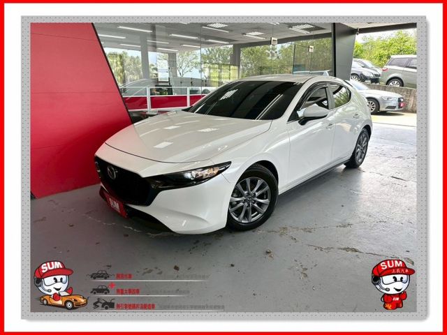 2021 MAZDA3 一手僅跑5萬 原廠保養 摸門 恆溫 盲點 ACC AEB ISOFIX 倒車影像  第1張相片