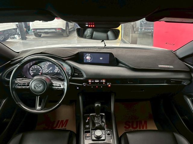 2021 MAZDA3 一手僅跑5萬 原廠保養 摸門 恆溫 盲點 ACC AEB ISOFIX 倒車影像  第6張相片