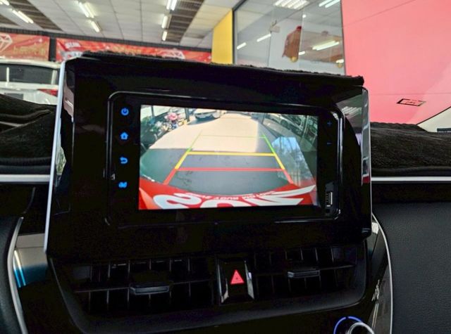 2019 TOYOTA ALTIS 尊爵 IKEY 摸門 恆溫 ACC AEB 盲點 倒車影像 胎壓偵測  第20張相片