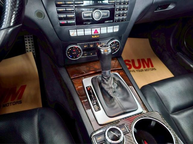 2012 BENZ C250 1.8 IKEY 摸門 H/K L7 安卓機 還在看國產車嗎 給你cp值最高的進口車  第11張相片