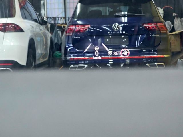 2020 FORD FOCUS ST-LINE 僅跑3萬 IKEY 摸門 B&O HUD ACC  選360環景 電尾門  第14張相片
