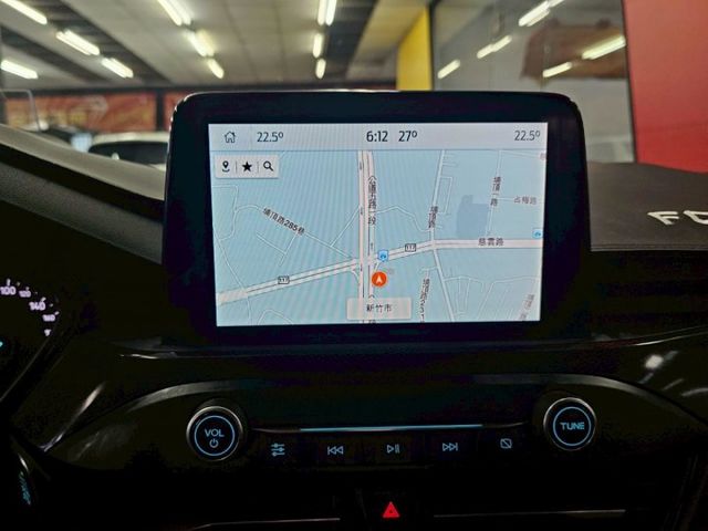 2020 FORD FOCUS ST-LINE 僅跑3萬 IKEY 摸門 B&O HUD ACC  選360環景 電尾門  第18張相片
