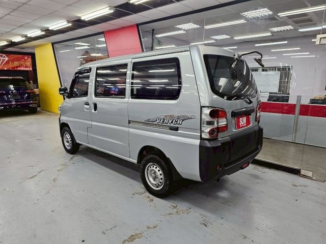 2017 VERYCA 1.3 僅跑15萬 你工作上的好夥伴  第3張相片