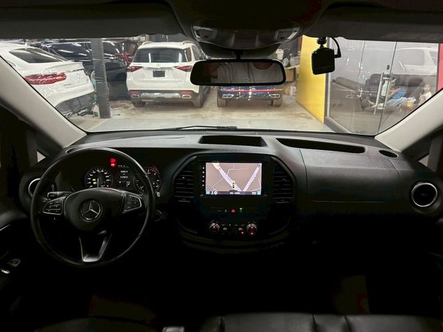 2020 BENZ VITO 箱型商旅車 實跑11萬 安卓機 倒車影像 導航  第6張相片