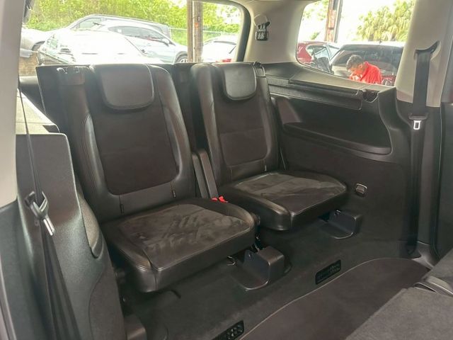 2014 VW SHARAN TDI 一手僅跑6萬 定速 電尾 方向盤控制 倒車影像 電子手剎車 駕駛座電動座椅  第12張相片