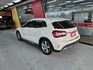 2017 BENZ GLA180 AMG 總代理 電折 記憶座椅 定速 後座出風口  第2張縮圖