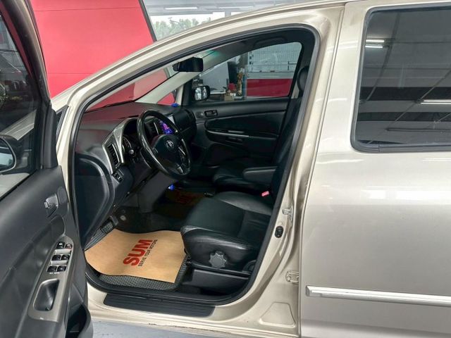 2005 TOYOTA WISH 電折 恆溫 安卓機 倒車影像 7人座 載貨載人兩相宜  第7張相片