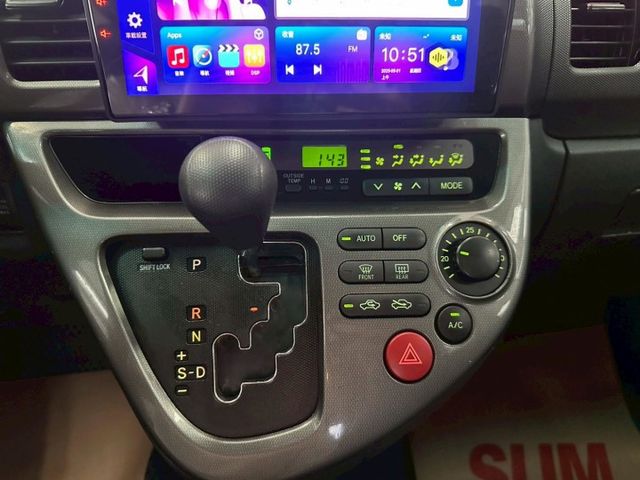 2005 TOYOTA WISH 電折 恆溫 安卓機 倒車影像 7人座 載貨載人兩相宜  第15張相片