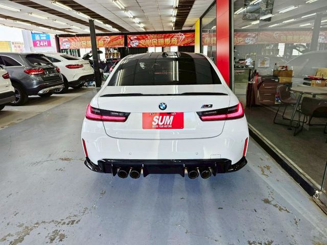 2025式 歐規M3 Competition台灣未領牌 僅跑1萬 ID8曲面螢幕 雷射頭燈 市場唯一  第4張相片