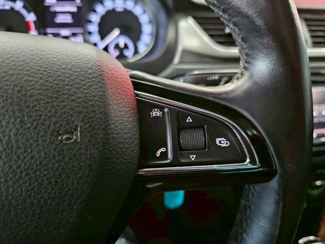 2018 SKODA RAPID 1.4 全景 定速 ISOFI 循跡防滑系統 電子後視鏡  第11張相片