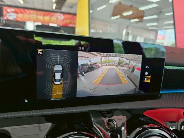 2020 BENZ 總代理 CLA200 一手僅跑2萬 全原廠保養 選配 多光束頭燈 ikey 23p  第14張相片
