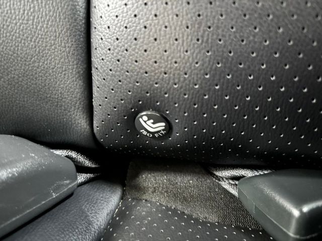 2019 NISSAN LIVINA 旗艦版 僅跑7萬 車頂架 恆溫 倒車影像 IKEY 摸門 盲點 行車紀錄器  第13張相片