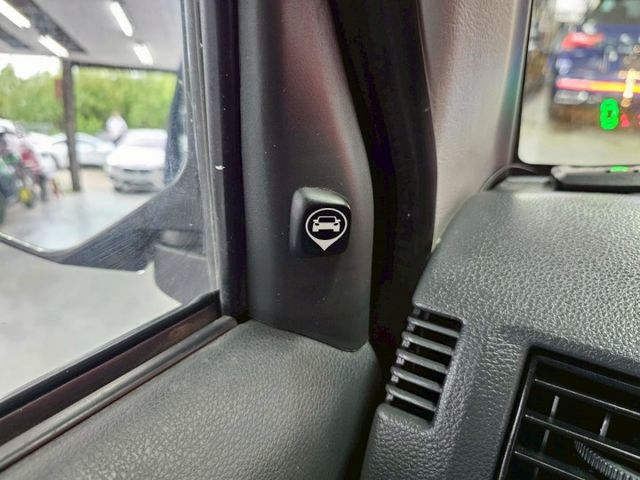 2020 三菱 VERYCA 1.5稀有自排 跑10萬 盲點 HUD 後座出風口 行車紀錄器 倒車影像  第13張相片