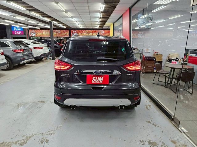 2015 福特 KUGA 2.0柴油 IKEY 摸門 螢幕 倒車影像 盲點 腳踢 電尾門 定速 車道偏離(變換)警示  第4張相片