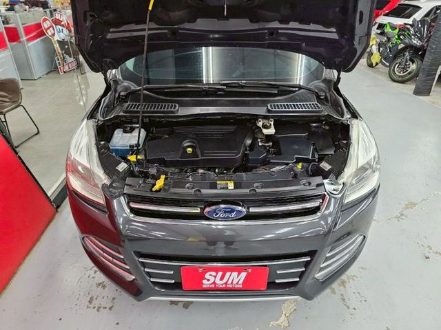 2015 福特 KUGA 2.0柴油 IKEY 摸門 螢幕 倒車影像 盲點 腳踢 電尾門 定速 車道偏離(變換)警示  第6張相片