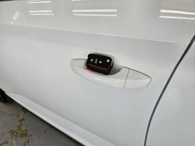 2023 SKODA KAMIQ 1.0豪華動能版 僅跑1萬 原廠保固中 ACC AEB IKEY 摸門 盲點 電尾門  第19張相片