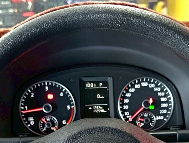 2015 VW TOURAN 1.6 柴油7人座 大空間 大扭力  第11張相片