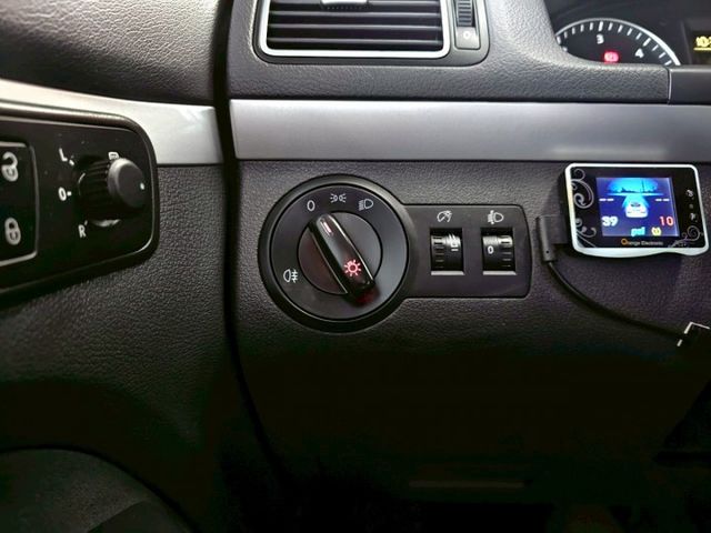 2015 VW TOURAN 1.6 柴油7人座 大空間 大扭力  第14張相片