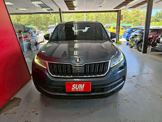 2019 SKODA KODIAQ 1.4 7人座 原廠保養 ACC AEB IKEY 電尾門 盲點  第3張相片