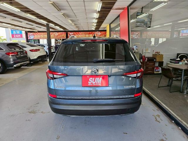 2019 SKODA KODIAQ 1.4 7人座 原廠保養 ACC AEB IKEY 電尾門 盲點  第4張相片