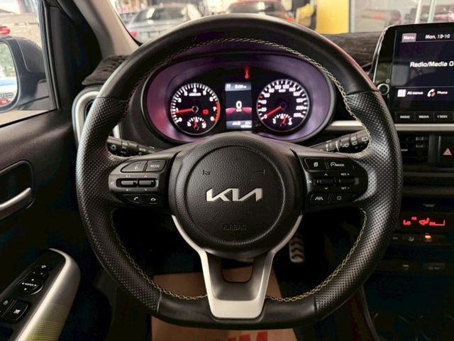 2023 Kia Picanto 1.2 X-Line 僅跑1.4萬 IKEY 摸門 螢幕 倒車影像 車道維持 車道偏離  第12張相片