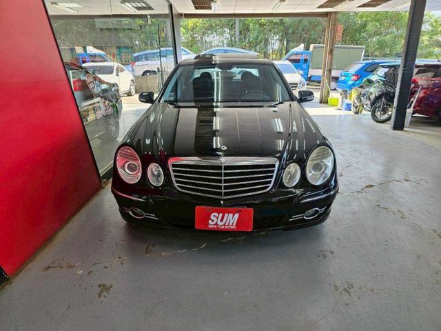 2007 BENZ E350 W211小改款 恆溫 定速 天窗 h/k 老車老水老水 有在照顧 就是不一樣的  第3張相片