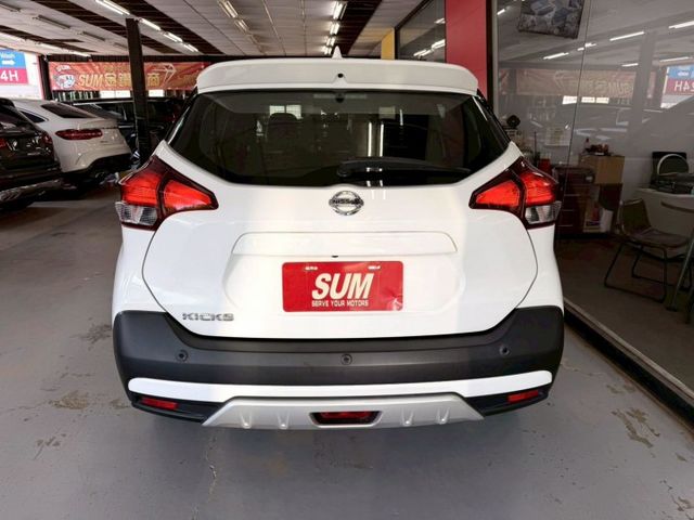 2019 NISSAN KICKS 智型旗艦版 IKEY 摸門 盲點 360環景 抬顯 恆溫 車道偏離警示 車道變換輔助  第4張相片
