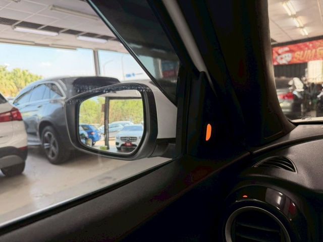 2019 NISSAN KICKS 智型旗艦版 IKEY 摸門 盲點 360環景 抬顯 恆溫 車道偏離警示 車道變換輔助  第13張相片