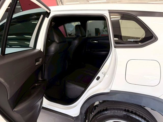 2023 TOYOTA CC IKEY 摸門 ACC AEB 360環景 車道維持 車道偏離  第8張相片