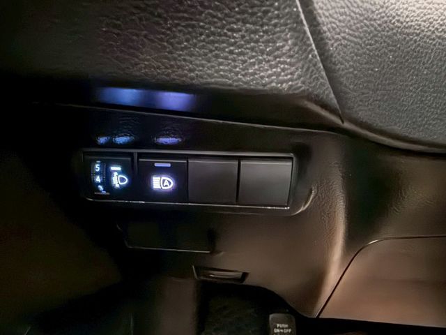 2023 TOYOTA CC IKEY 摸門 ACC AEB 360環景 車道維持 車道偏離  第14張相片