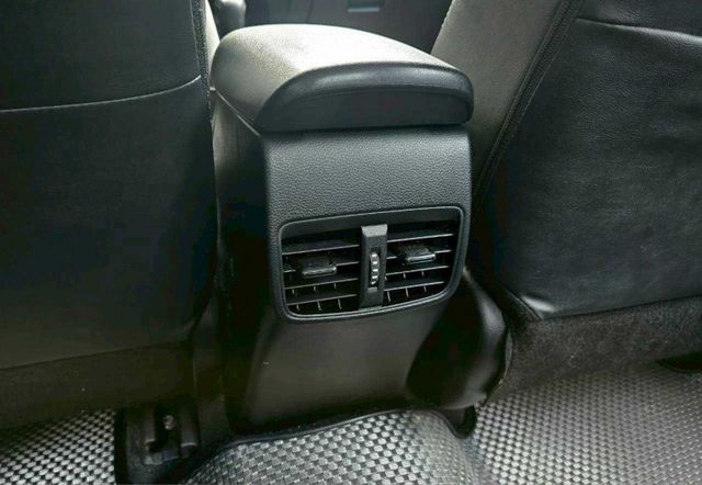 2020 TOYOTA ALTIS 僅跑6萬 倒車影像 行車紀錄器 後座出風口 ACC AEB 車道維持輔助  第10張相片