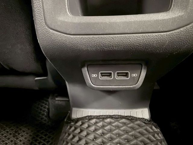 2020 VW T-CROSS 230 TSI LIFE 1.0 跨界小休旅 IKEY 摸門 ACC AEB 6SRS  第13張相片