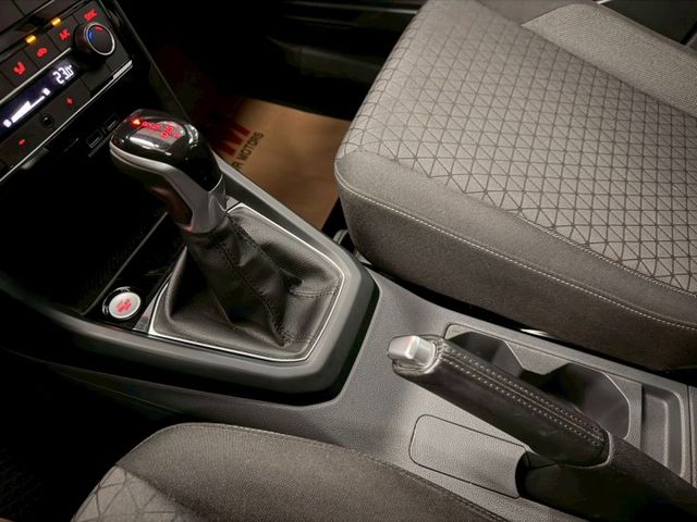 2020 VW T-CROSS 230 TSI LIFE 1.0 跨界小休旅 IKEY 摸門 ACC AEB 6SRS  第16張相片