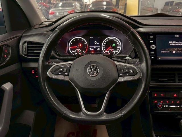 2020 VW T-CROSS 230 TSI LIFE 1.0 跨界小休旅 IKEY 摸門 ACC AEB 6SRS  第20張相片