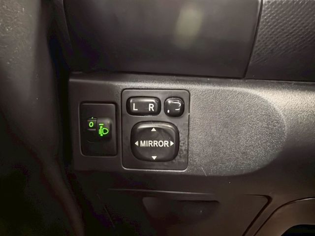 2013 TOYOTA YARIS G 安卓機 恆溫 倒車影像 優質代步車 社會新鮮人首選  第13張相片