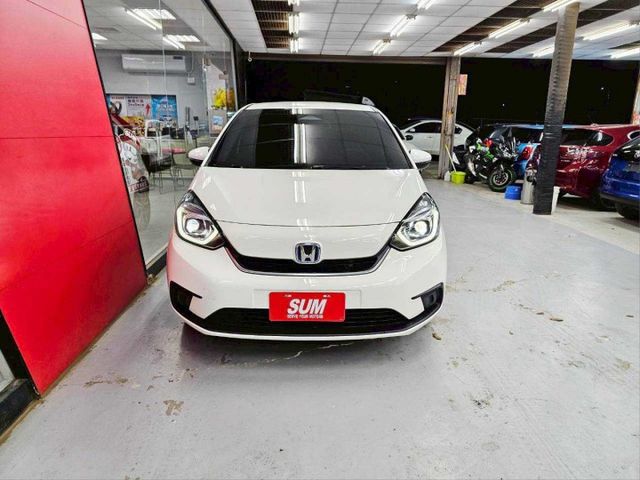 2023 HONDA FIT HEV IKEY 摸門 ACC AEB 車道偏離警示 車道變換輔助 車道維持輔助  第3張相片