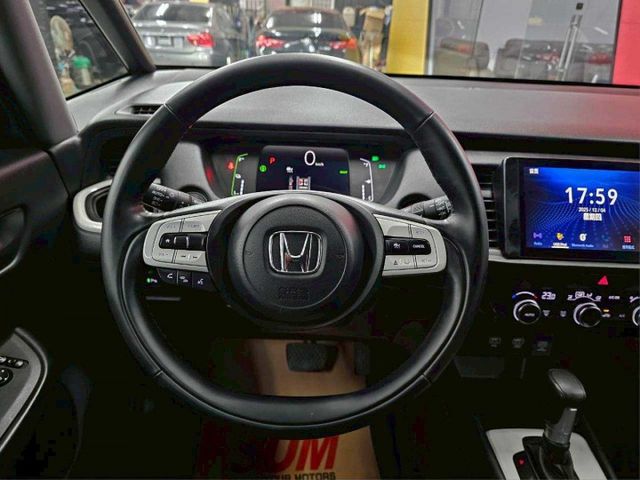 2023 HONDA FIT HEV IKEY 摸門 ACC AEB 車道偏離警示 車道變換輔助 車道維持輔助  第18張相片