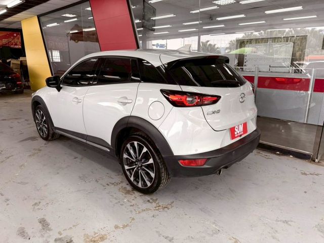 2020 MAZDA CX3旗艦羨定版 一手全原廠保養 IKEY 摸門 盲點 BOSS音響 ACC AEB 車道偏離  第2張相片
