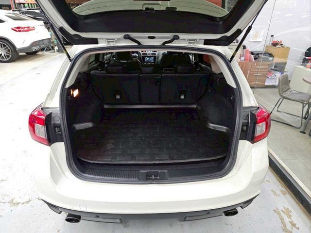 2018 Subaru Levorg 1.6 GT-S EyeSight 僅跑8萬 原廠保養 ACC AEB IKEY  第9張相片