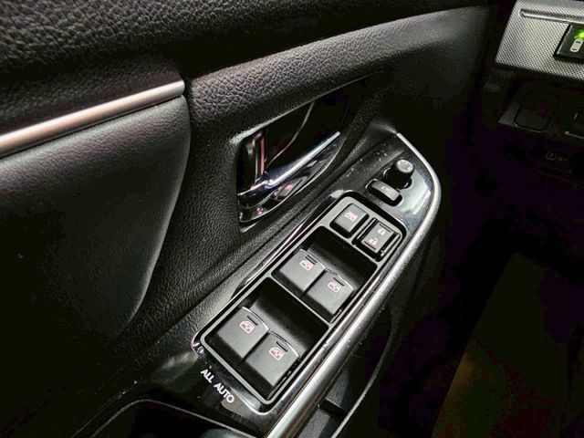 2018 Subaru Levorg 1.6 GT-S EyeSight 僅跑8萬 原廠保養 ACC AEB IKEY  第17張相片