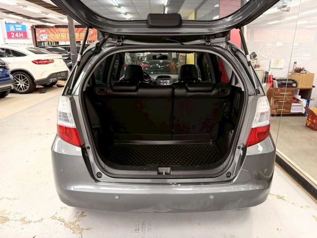 2011 HONDA FIT 僅跑16萬 小車大空間 螢幕 倒車影像 省油代步 好選擇  第10張相片